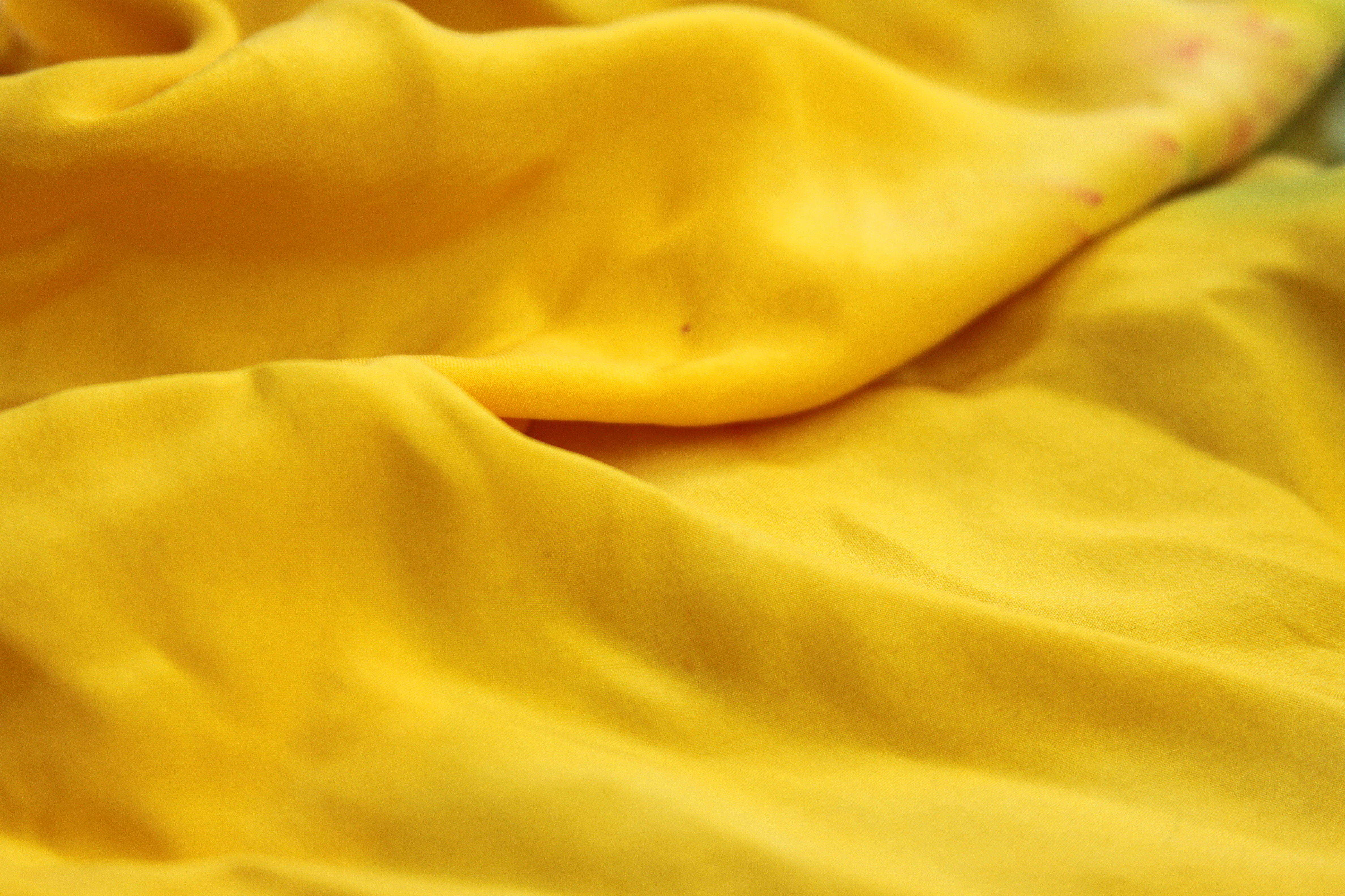 картинка Желтая Лимонная Краска для шелка и шерсти на 0,3 литра, для Батика от магазина Мир Шелка