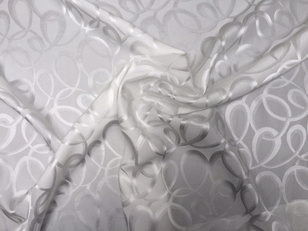 картинка Платок из Жаккарда отбеленного, Ленты 69*69 см, натуральный шелк от магазина Мир Шелка